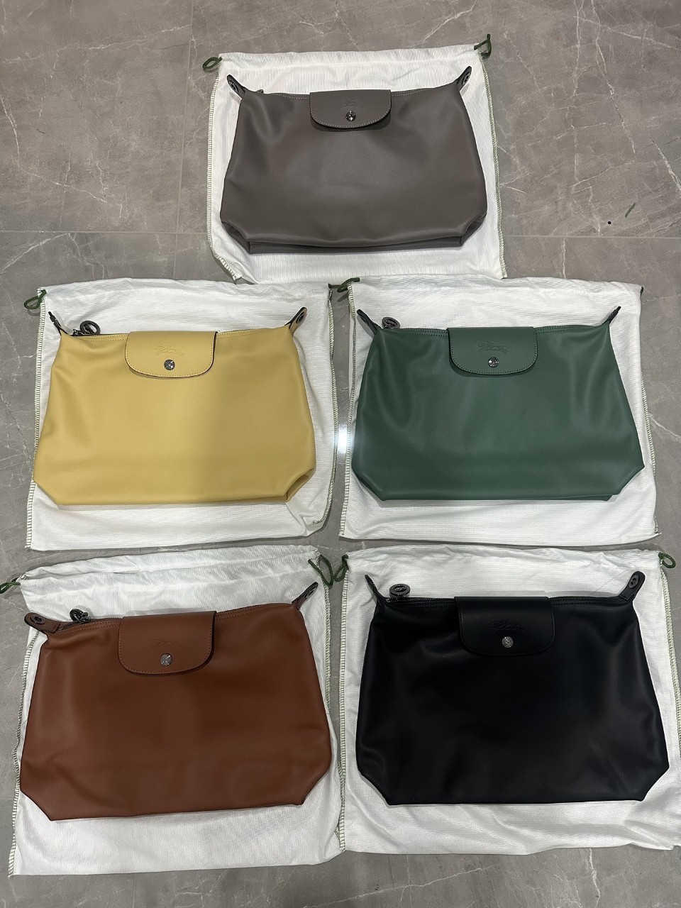 롱샴 르 플리아쥬 엑스트라 미디엄 호보백 10189987 SIZE 31.5*25*11cm ☆☆☆☆☆ #vvip공장