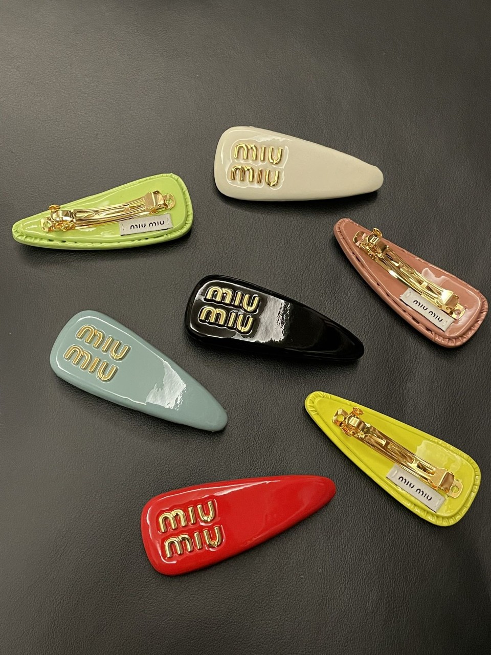 미우미우 MIU MIU 헤어핀 머리핀 집게 클립 삔 장원영 윤아 5IF092 ☆☆☆☆☆