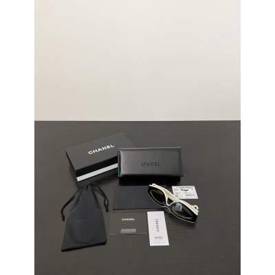 CHANEL 샤넬 선글라스 CH6056 C534 여성 블랙 화이트 박스 MadeItaly