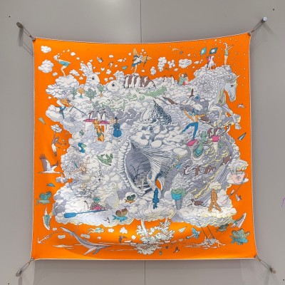 에르메스 까레 쉬르 몬 뉘아쥬 스카프 (크렘 블루 클레어) 90x90cm 100% 실크