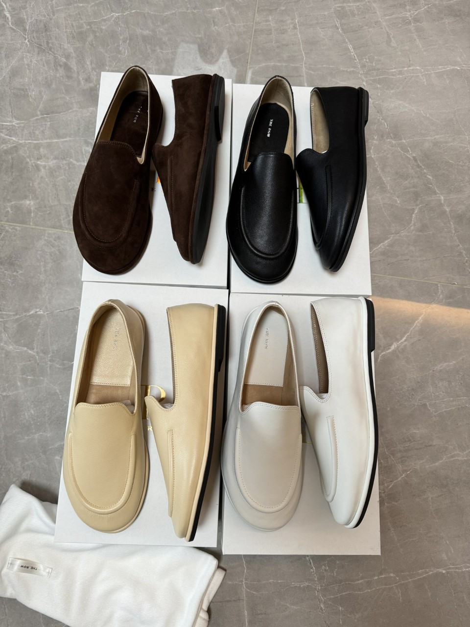 더로우 여성 로퍼 THE ROW Canal slip-on leather loafers 4컬러 35~40