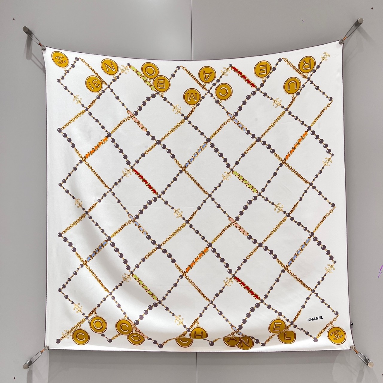 샤넬 CHANEL 실크 스카프 90x90cm 100% 실크