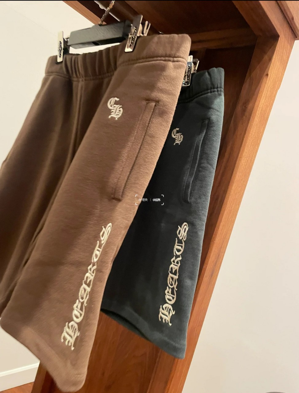 크롬하츠 Chrome Hearts CH로고 와펜 반바지 팬츠 바지 S M L XL