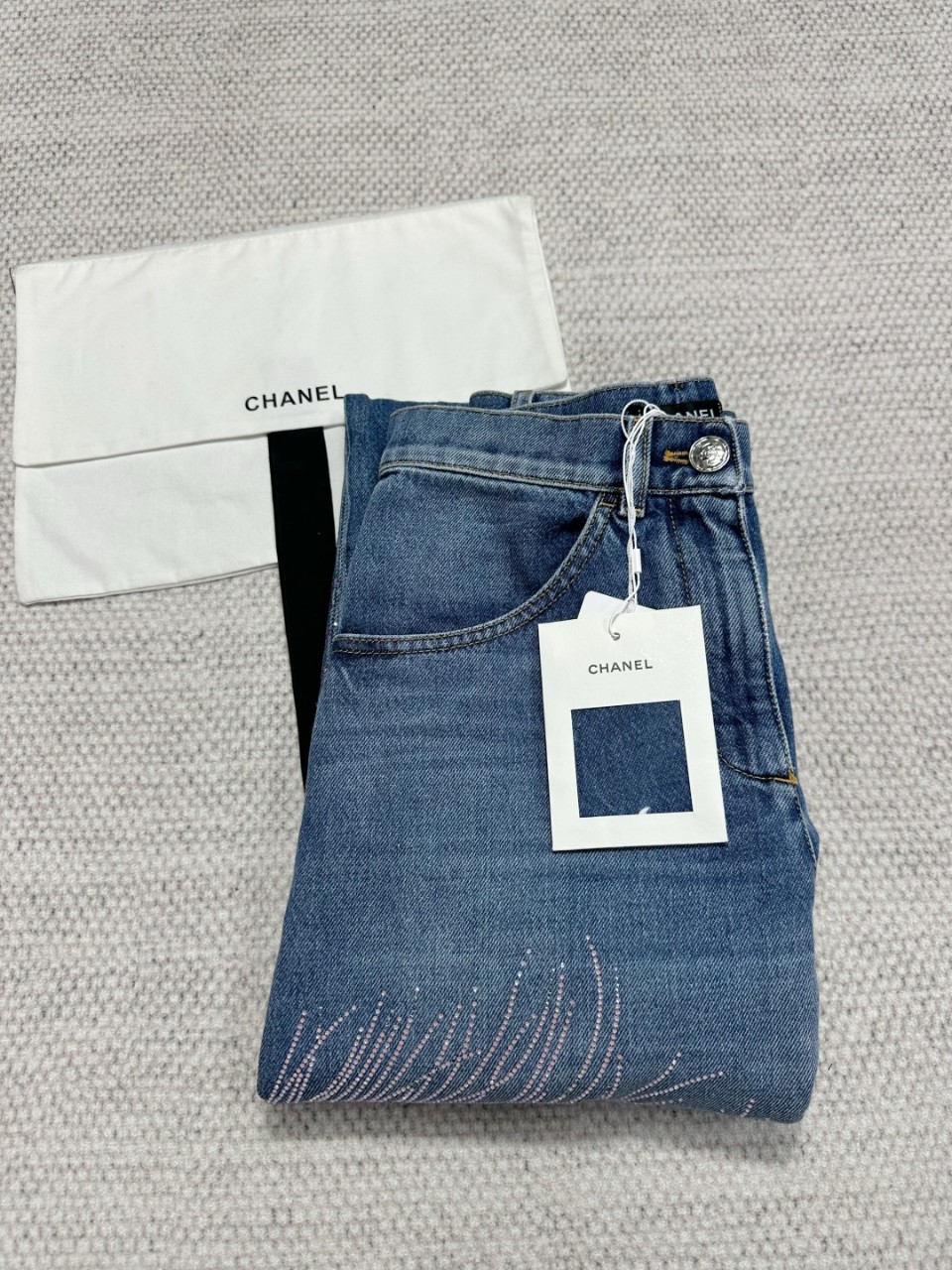 Chanel 샤넬 CC 로고 자수 데님 팬츠 25SS P79059 34 36 38 40 #타지아