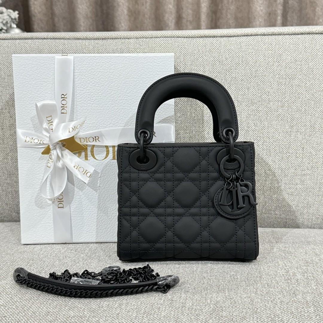 DIOR 레이디 디올 백 미니 까나쥬 M0505ONGE 17cm #여왕