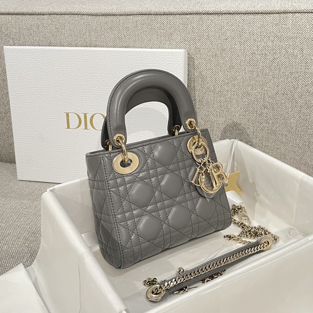 DIOR 레이디 디올 백 미니 까나쥬 M0505ONGE 17cm #여왕