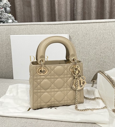 DIOR 레이디 디올 백 미니 까나쥬 M0505ONGE 17cm #여왕